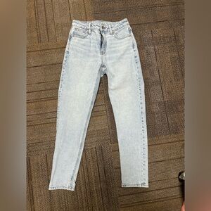 American Eagle Outfitters Light Blue Mom Jeans Size 00 Short NWOT